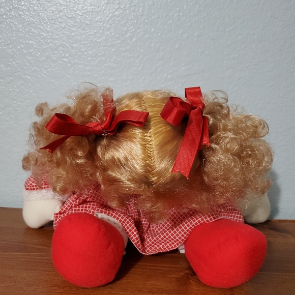 Vintage, Geli Doll Named Samantha with Curly Hair. New Without Tags. - Picture 6 of 16